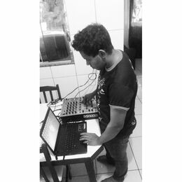 DJ PAULO VICTOR